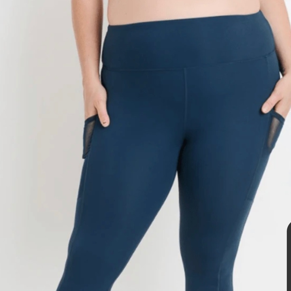 NWT High Rise Teal Blue Plus Size Pockets Leggings